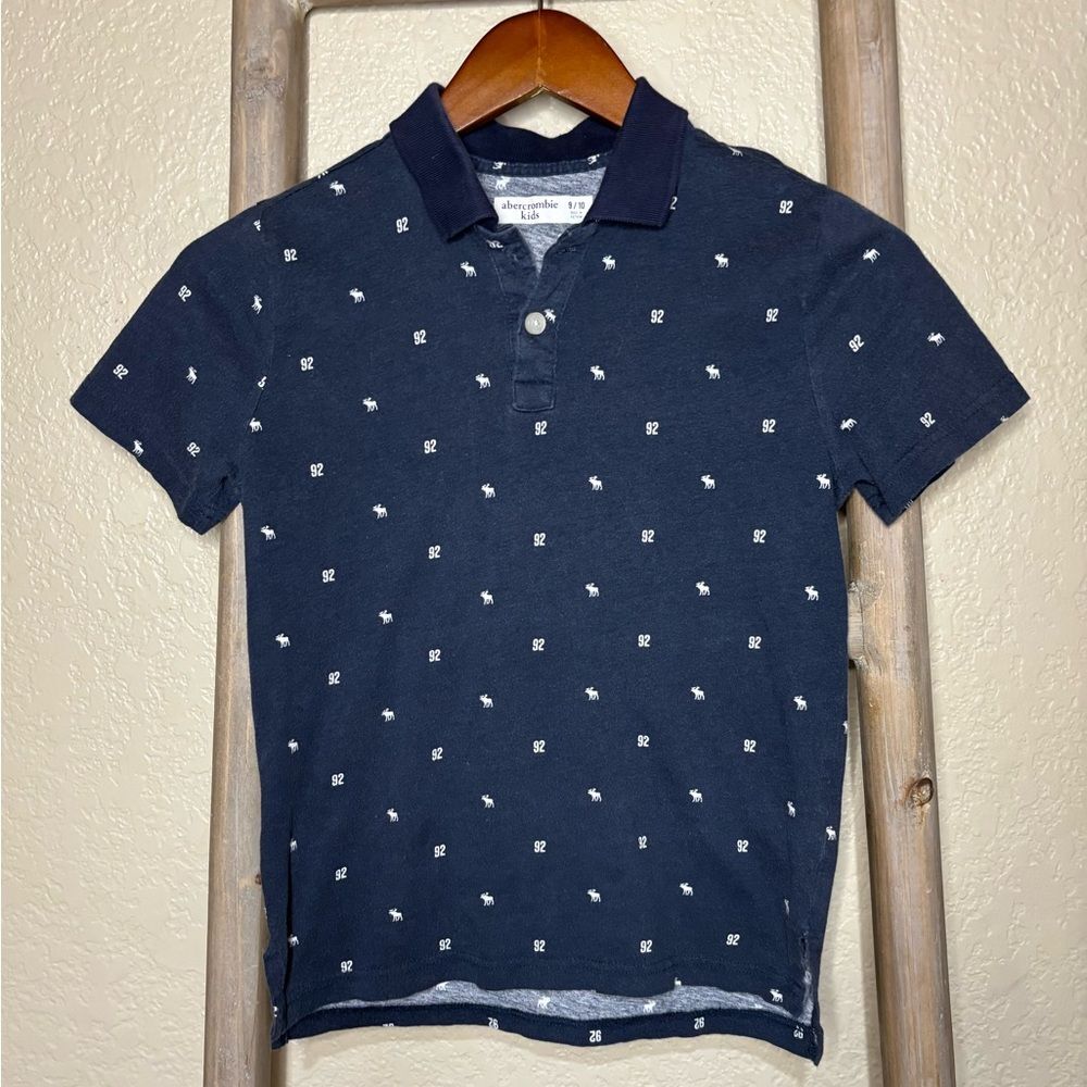 Abercrombie Kids Navy Polo Shirt with Allover Moose Print • Boys Size 9/10